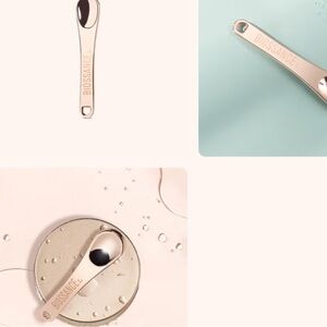 Biossance sustainable skin care spatula gold